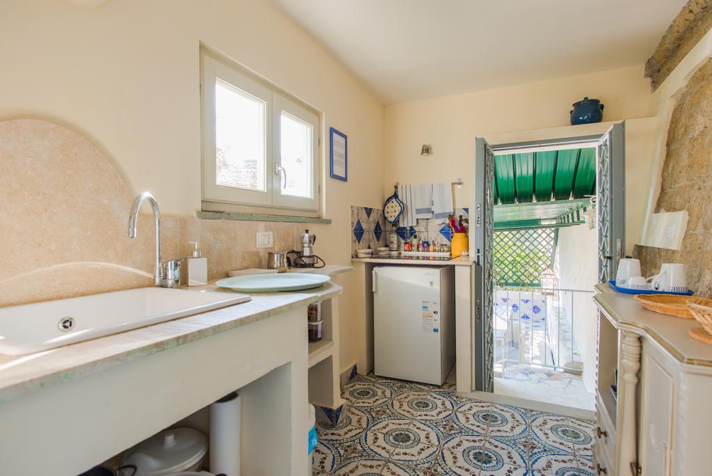 Torre Mediterraneo A Posillipo Apartment